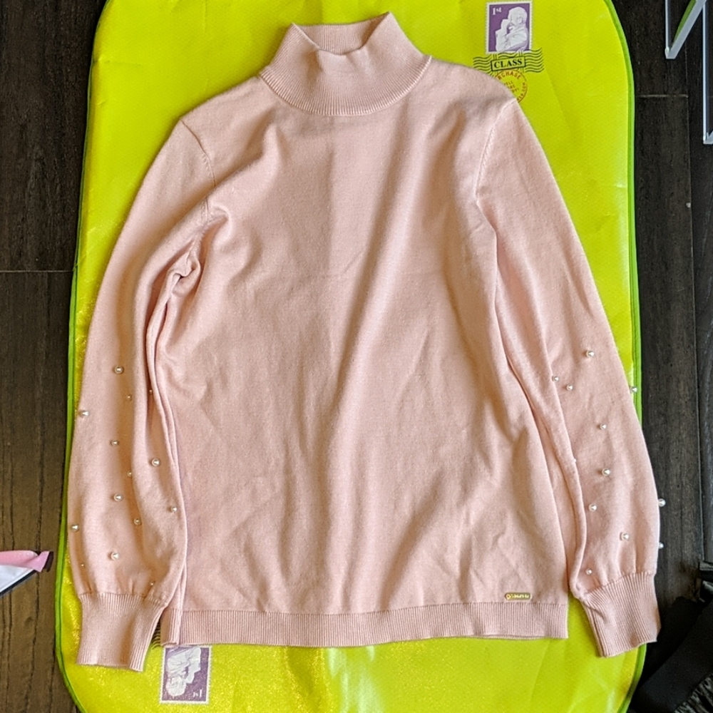 CK sweater